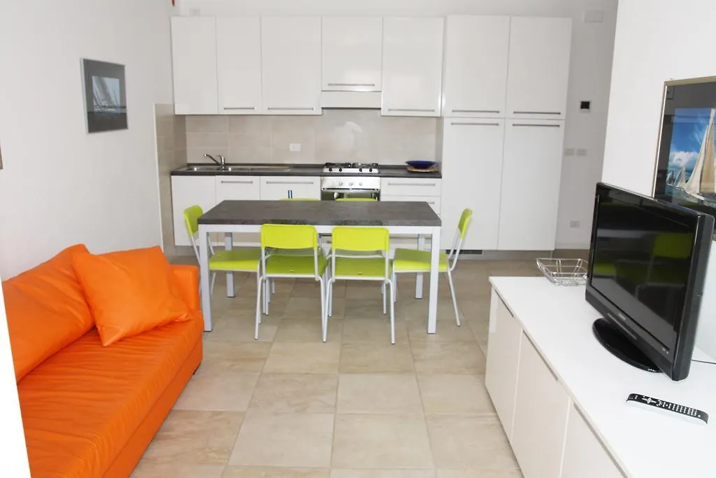 Residence Mediterranee Family Apartments Lido di Jesolo 0*,