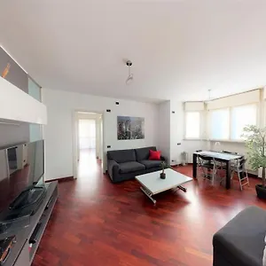 Apartment+garage Near Novegro Exhibition/linate , Segrate Italia